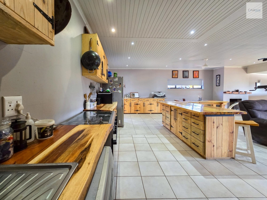 4 Bedroom Property for Sale in Cintsa East Eastern Cape